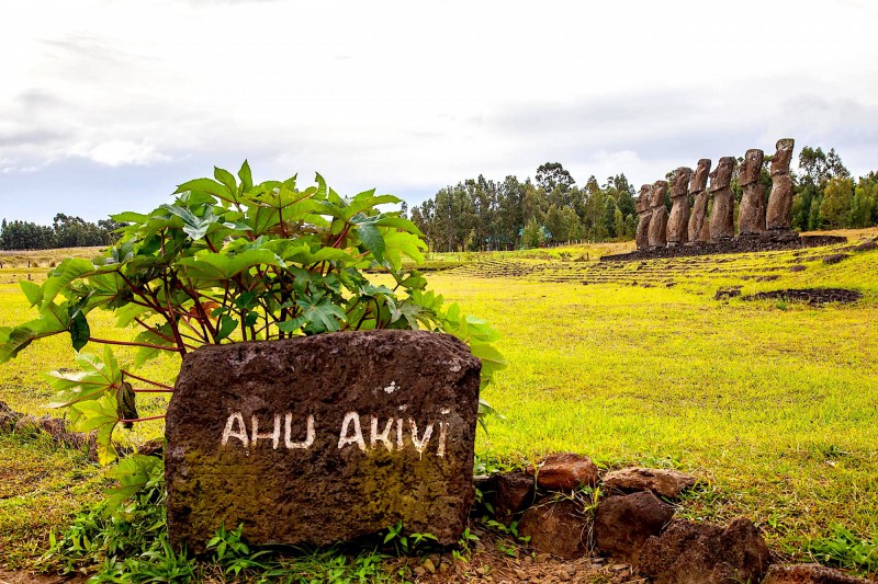 Ahu Akivi.