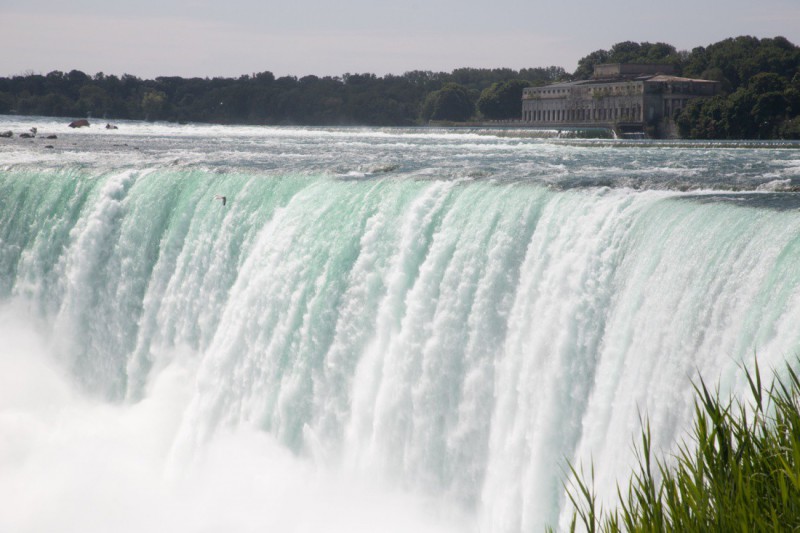 Niagarské vodopády zblízka.