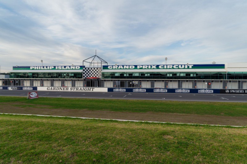 Závodní okruh na ostrově Phillip Island.