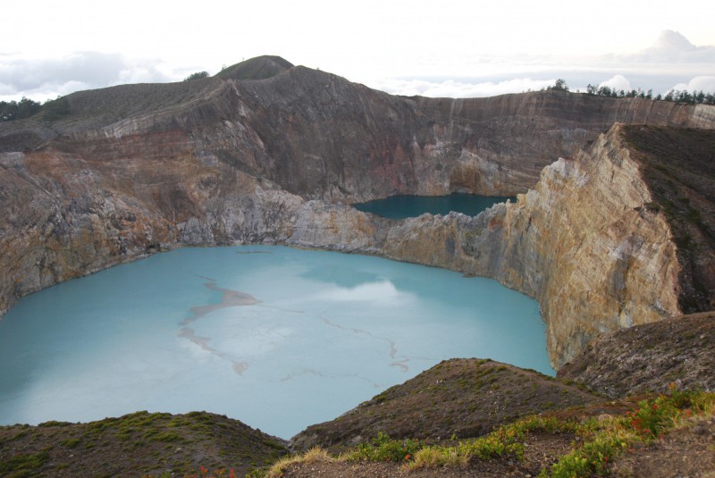 Sopka Kelimutu.