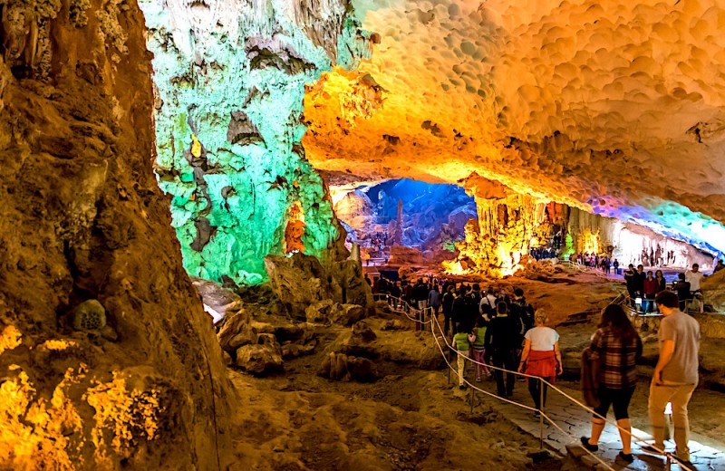 Jeskyně Sung Sot.