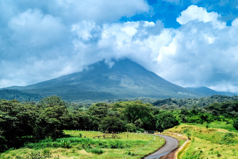 Sopka Arenal na Kostarice. 