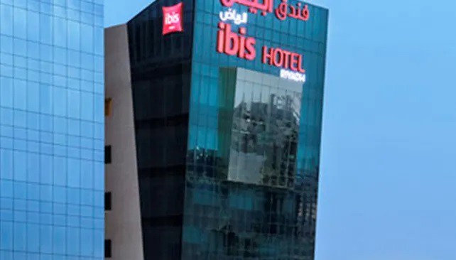 Ibis Olaya street