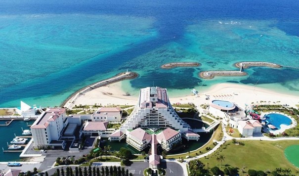 Sheraton Okinawa Sunmarina Resort*****,4 noci